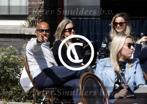 Amsterdam 10 mei 2017
Steve te Pas met vriendinnen op terras