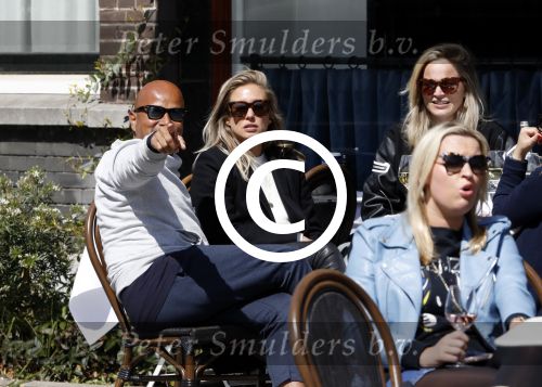 Amsterdam 10 mei 2017
Steve te Pas met vriendinnen op terras