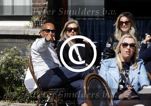 Amsterdam 10 mei 2017
Steve te Pas met vriendinnen op terras