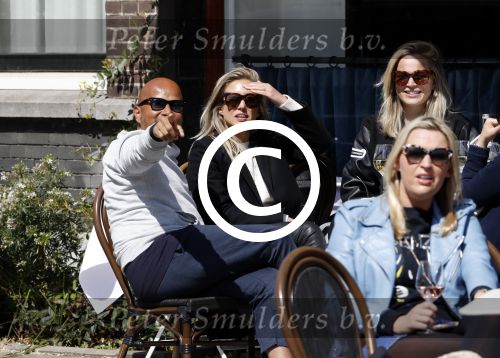 Amsterdam 10 mei 2017
Steve te Pas met vriendinnen op terras
