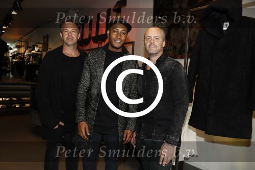 Amsterdam 12 mei 2017
Presentatie kledinglijn Sunnery James bij Four Azzuro op de pc Hooftstraat. Tony Cohen heeft samen met Sunnery collectie gemaakt.
