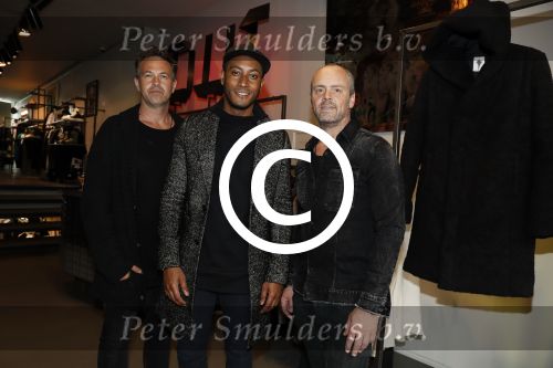 Amsterdam 12 mei 2017
Presentatie kledinglijn Sunnery James bij Four Azzuro op de pc Hooftstraat. Tony Cohen heeft samen met Sunnery collectie gemaakt.