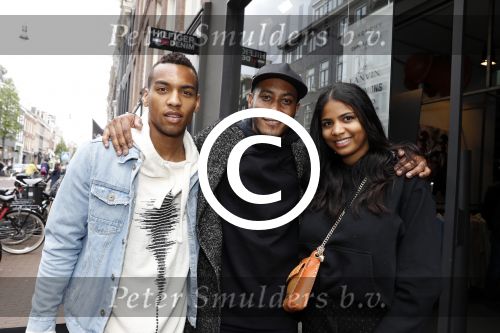 Amsterdam 12 mei 2017
Presentatie kledinglijn Sunnery James bij Four Azzuro op de pc Hooftstraat. Tony Cohen heeft samen met Sunnery collectie gemaakt.