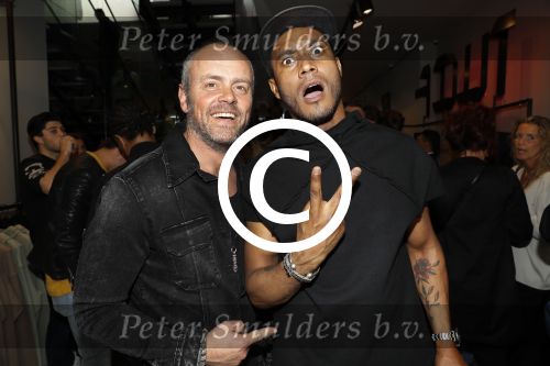 Amsterdam 12 mei 2017
Presentatie kledinglijn Sunnery James bij Four Azzuro op de pc Hooftstraat. Tony Cohen heeft samen met Sunnery collectie gemaakt.