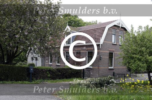 Amsterdam 7 mei 2017
Dit pand / huis hebbenSven Kramer en Naomi v As gekocht. de boerderij ligt aan de amstel
