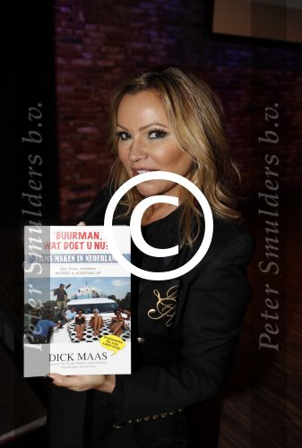 Amsterdam 13 april 2017 
Presentatie boek Dick Maas in de smet studios. Tatjana en Huub Stapel ontvangen het eerste exemplaar.