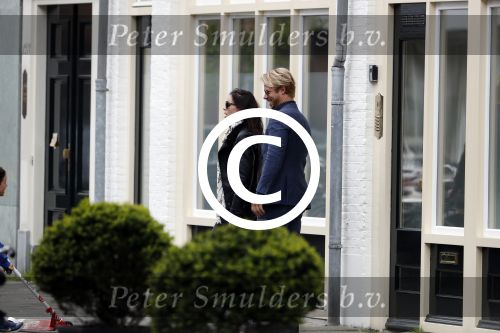 Amsterdam Uitdam 23 april 2017
Thijs Romer en zijn vriendin Igone de Jongh ( en haar zoontje) gaan naar het huis van Katja Schuurman om de verjaardag van Semmie te vieren