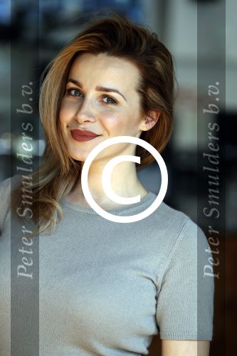 Amsterdam 13 april 2017 
Castpresentatie Huisvrouwen Bestaan Niet in vondel CS in het vondelpark. Victoria Koblenko