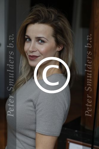 Amsterdam 13 april 2017 
Castpresentatie Huisvrouwen Bestaan Niet in vondel CS in het vondelpark. Victoria Koblenko