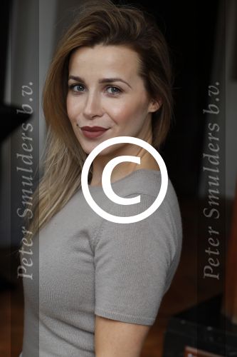 Amsterdam 13 april 2017 
Castpresentatie Huisvrouwen Bestaan Niet in vondel CS in het vondelpark. Victoria Koblenko