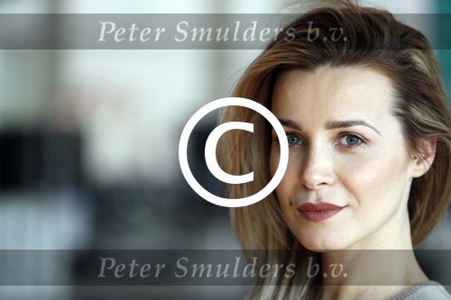 Amsterdam 13 april 2017 
Castpresentatie Huisvrouwen Bestaan Niet in vondel CS in het vondelpark. Victoria Koblenko
