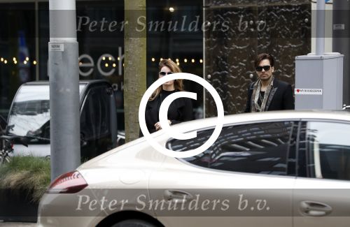 Amsterdam 19 april 2017
Waylon op bezoek bij Joelle Witschge met zijn gouden porsche panamera