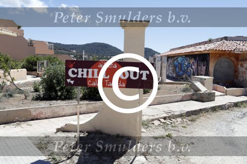 ibiza Cala tarida 1 mei 2017
Wesley Sneijder gaat een club / restaurant openen op het strand van Cala Tarida. Er wordt momenteel verbouwd. Het is hemelsbreed ongeveer 500 meter bij zijn huis / villa vandaan.