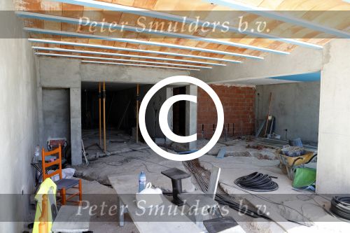 ibiza Cala tarida 1 mei 2017
Wesley Sneijder gaat een club / restaurant openen op het strand van Cala Tarida. Er wordt momenteel verbouwd. Het is hemelsbreed ongeveer 500 meter bij zijn huis / villa vandaan.