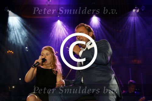 Amsterdam 15 mei 2017
Wesly Bronkhorst 15 jaar artiest in het concertgebouw. wesly met zijn dochter