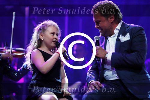 Amsterdam 15 mei 2017
Wesly Bronkhorst 15 jaar artiest in het concertgebouw. Wesly met zijn dochter