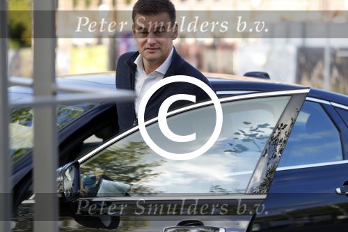 Amsterdam 9 mei 2017
Wilfred Genee loopt naar zijn auto