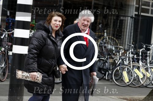 Amsterdam 29 april 2017  
Willibrord Frequin met vriendin op straat in Amsterdam