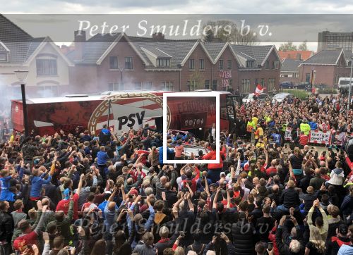 Eindhoven, 15 April 2018
PSV-AJAX, eindstand 3-0 en Landskampioen Seizoen 2017-2018
Aankomst bus AJA aankomst bus PSV