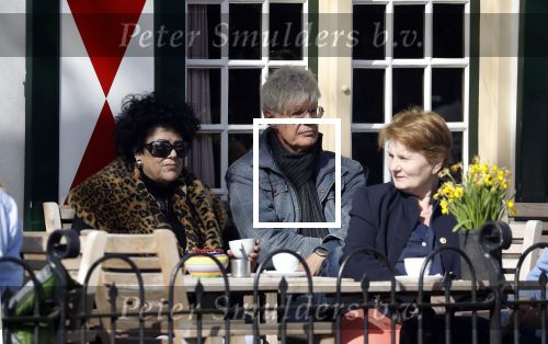 Laren 16 april 2018
Ad Visser met zijn vrouw op terras bij het bonte paard.