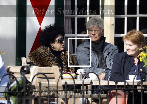Laren 16 april 2018
Ad Visser met zijn vrouw op terras bij het bonte paard.