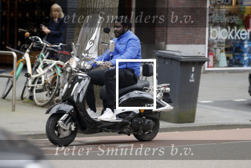 Amsterdam 10 april 2018
Acteur Andre Dongelmans op zijn scooter