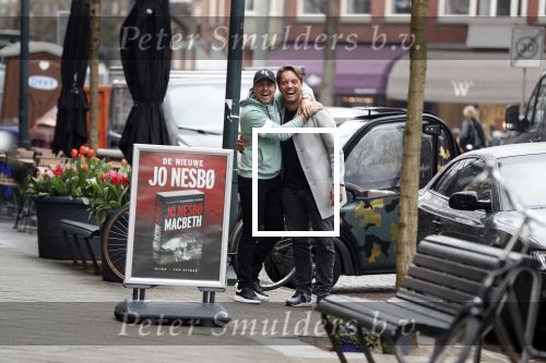 Amsterdam 11 april 2018
Andre Hazes jr met beste vriend Djarno Hofland op de cornelis schuytstraat. Bas Smit