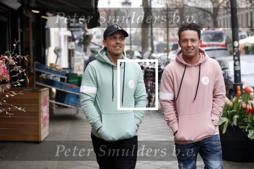 Amsterdam 11 april 2018
Andre Hazes jr met beste vriend Djarno Hofland op de cornelis schuytstraat