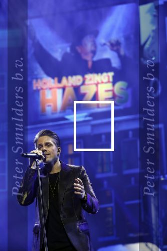 Amsterdam 14 april 2018
Heel holland zingt Hazes in het ziggo dome met oa Andre Hazes Jr Jeroen v d Boom Xander de Buisonje Roxeanne Hazes (zwanger) Peter Beense Trijntje Oosterhuis Danny de Munk Silver Metz en Barry Hay.