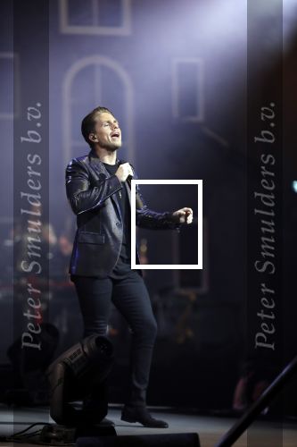 Amsterdam 14 april 2018
Heel holland zingt Hazes in het ziggo dome met oa Andre Hazes Jr Jeroen v d Boom Xander de Buisonje Roxeanne Hazes (zwanger) Peter Beense Trijntje Oosterhuis Danny de Munk Silver Metz en Barry Hay.