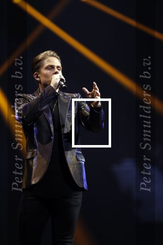 Amsterdam 14 april 2018
Heel holland zingt Hazes in het ziggo dome met oa Andre Hazes Jr Jeroen v d Boom Xander de Buisonje Roxeanne Hazes (zwanger) Peter Beense Trijntje Oosterhuis Danny de Munk Silver Metz en Barry Hay.