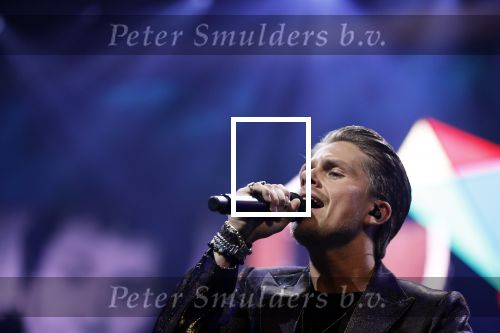 Amsterdam 14 april 2018
Heel holland zingt Hazes in het ziggo dome met oa Andre Hazes Jr Jeroen v d Boom Xander de Buisonje Roxeanne Hazes (zwanger) Peter Beense Trijntje Oosterhuis Danny de Munk Silver Metz en Barry Hay.