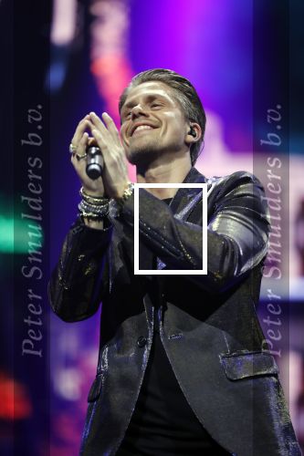 Amsterdam 14 april 2018
Heel holland zingt Hazes in het ziggo dome met oa Andre Hazes Jr Jeroen v d Boom Xander de Buisonje Roxeanne Hazes (zwanger) Peter Beense Trijntje Oosterhuis Danny de Munk Silver Metz en Barry Hay.