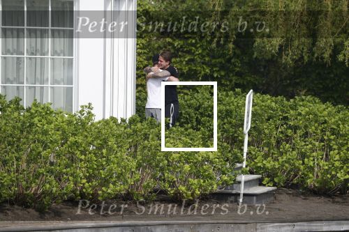 Breukelen 21 en 22 april 2018
Andre Hazes jr en zijn neef Djarno Hofland wonen in een huis op het complex Overweer in Breukelen.