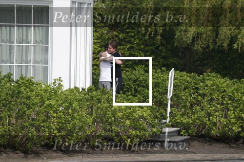 Breukelen 21 en 22 april 2018
Andre Hazes jr en zijn neef Djarno Hofland wonen in een huis op het complex Overweer in Breukelen.
