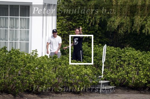 Breukelen 21 en 22 april 2018
Andre Hazes jr en zijn neef Djarno Hofland wonen in een huis op het complex Overweer in Breukelen.