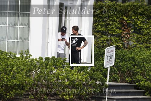 Breukelen 21 en 22 april 2018
Andre Hazes jr en zijn neef Djarno Hofland wonen in een huis op het complex Overweer in Breukelen.