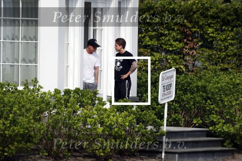 Breukelen 21 en 22 april 2018
Andre Hazes jr en zijn neef Djarno Hofland wonen in een huis op het complex Overweer in Breukelen.
