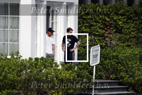 Breukelen 21 en 22 april 2018
Andre Hazes jr en zijn neef Djarno Hofland wonen in een huis op het complex Overweer in Breukelen.