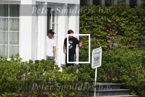 Breukelen 21 en 22 april 2018
Andre Hazes jr en zijn neef Djarno Hofland wonen in een huis op het complex Overweer in Breukelen.