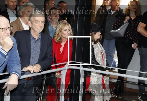Amsterdam 25 april 2018
Boekpresentatie Erik de Zwart op het oude veronica schip. Angela Groothuizen