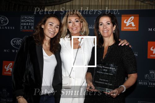 Noordwijk 9 april 2018
Uitreiking en lunch van de strong woman award in hotel Huis ter Duin. Annemarie v Gaal met Bibian Mentel Betty de Groot en Karin Bloemen