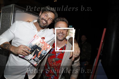 Amsterdam 25 september 2018
Presentatie lâ€™Homo van het blad Linda in Hotel Arena. Linda de Mol reikt het eerste exemplaar uit aan Erwin Olaf Hans v Manen en Hans Klok . Arie Boomsma met Patrick Martens