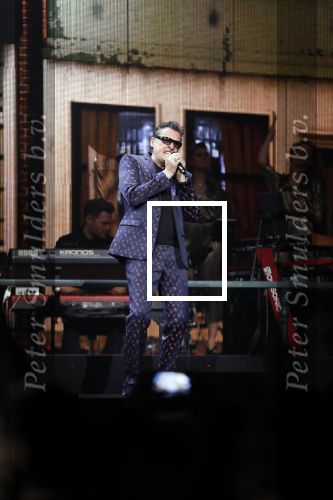Amsterdam 14 april 2018
Heel holland zingt Hazes in het ziggo dome met oa Andre Hazes Jr Jeroen v d Boom Xander de Buisonje Roxeanne Hazes (zwanger) Peter Beense Trijntje Oosterhuis Danny de Munk Silver Metz en Barry Hay.