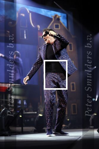 Amsterdam 14 april 2018
Heel holland zingt Hazes in het ziggo dome met oa Andre Hazes Jr Jeroen v d Boom Xander de Buisonje Roxeanne Hazes (zwanger) Peter Beense Trijntje Oosterhuis Danny de Munk Silver Metz en Barry Hay.