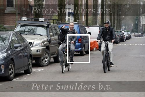 Amsterdam 11 april 2018
Bart Bosch met een kennis op de fiets in Amsterdam