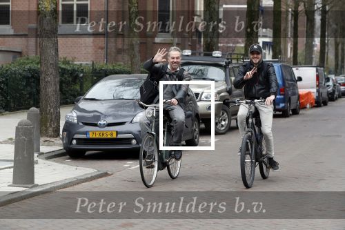 Amsterdam 11 april 2018
Bart Bosch met een kennis op de fiets in Amsterdam