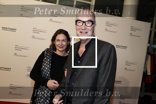 Amsterdam 18 april 2018
 Koning Willem-Alexander en koningin Maxima wonen de premiere bij van Gurre-Lieder in de Nationale Opera & Ballet in de stopera. Bart Chabot met zijn vrouw
