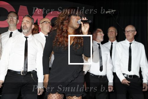 Amsterdam 25 september 2018
Presentatie lâ€™Homo van het blad Linda in Hotel Arena. Linda de Mol reikt het eerste exemplaar uit aan Erwin Olaf Hans v Manen en Hans Klok . Bergit Lewis