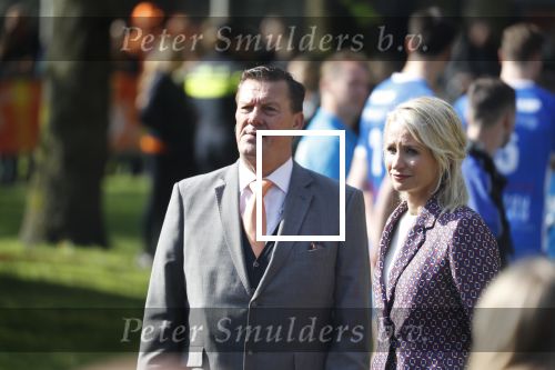 Groningen 27 april 2018
Koningsdag in Groningen met Koning Willem Alexander Koningin Maxima prinses Amalia Arian Alexia . Verder ook aanwezig Prins Maurits Prinses Marilene Prins Bernhard Prinses Annette Prins Floris Prinses Aimee en prins Pieter Christiaan. Dionne Stax en Bertus Holkema